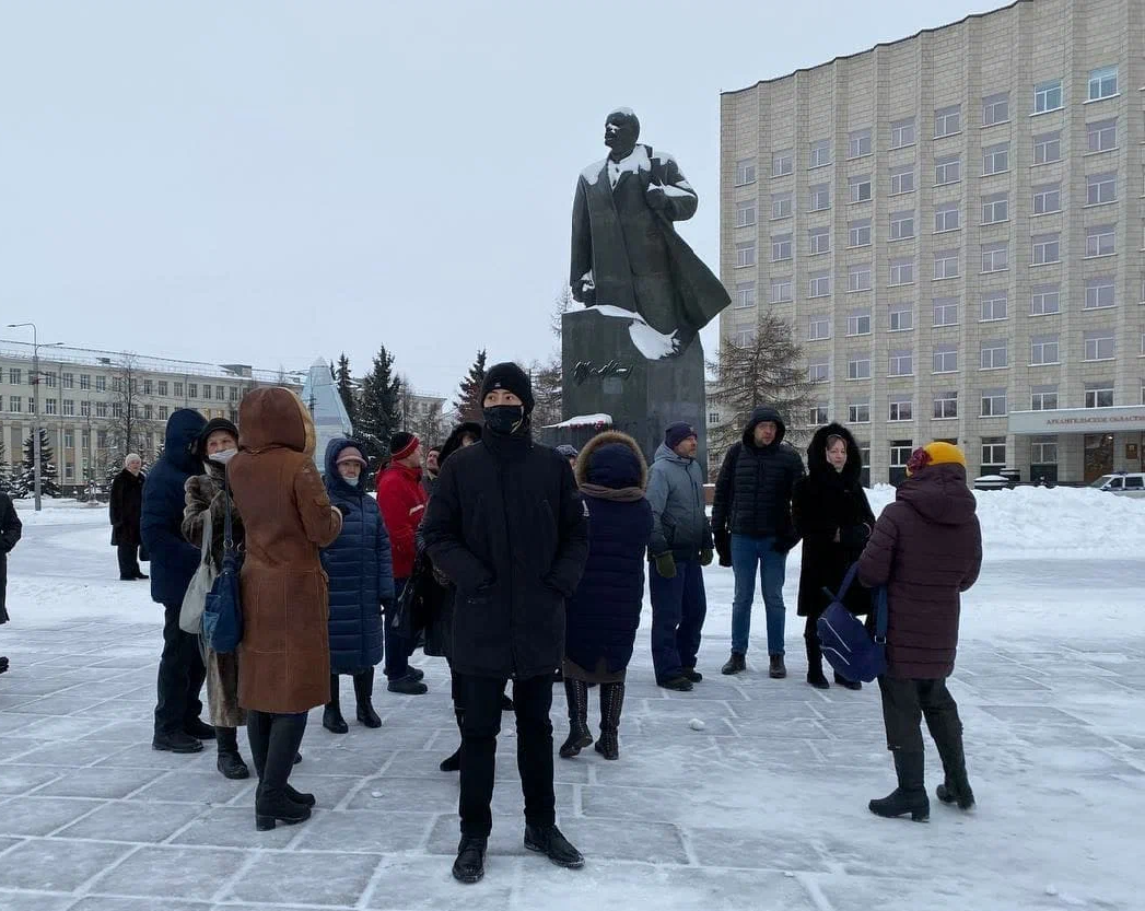 В Архангельске прошел несанкционированный митинг против QR-кодов