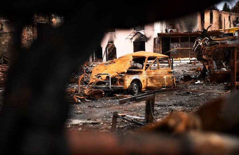 Взрыв в гаражном кооперативе Тюмени унес жизнь человека и разрушил шесть гаражей