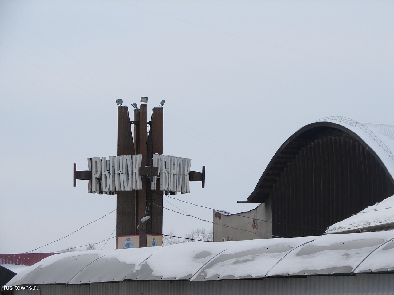 Архангельский Центральный рынок: здание на грани опасности