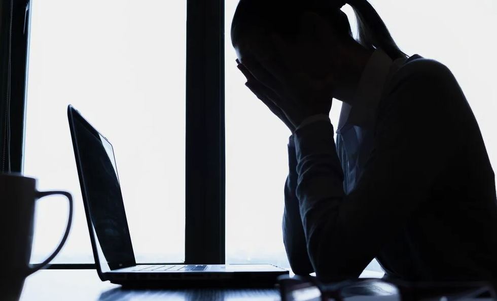 Ученые: Изменение досуга снижает риск депрессии у людей среднего возраста