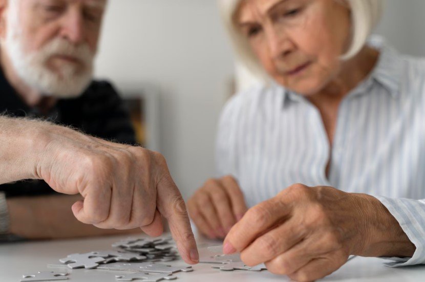 Врачи назвали четыре ранних признака болезни Паркинсона