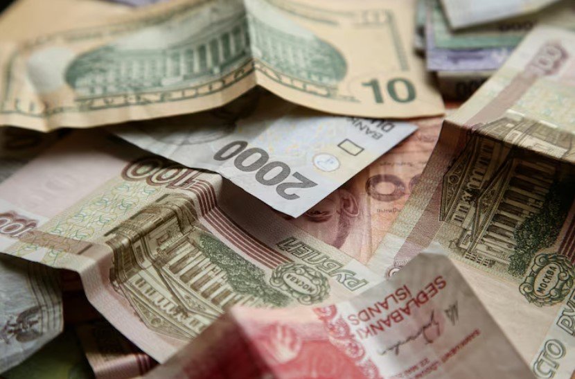 Сбербанк и независимые эксперты дали разные прогнозы по курсу доллара к рублю