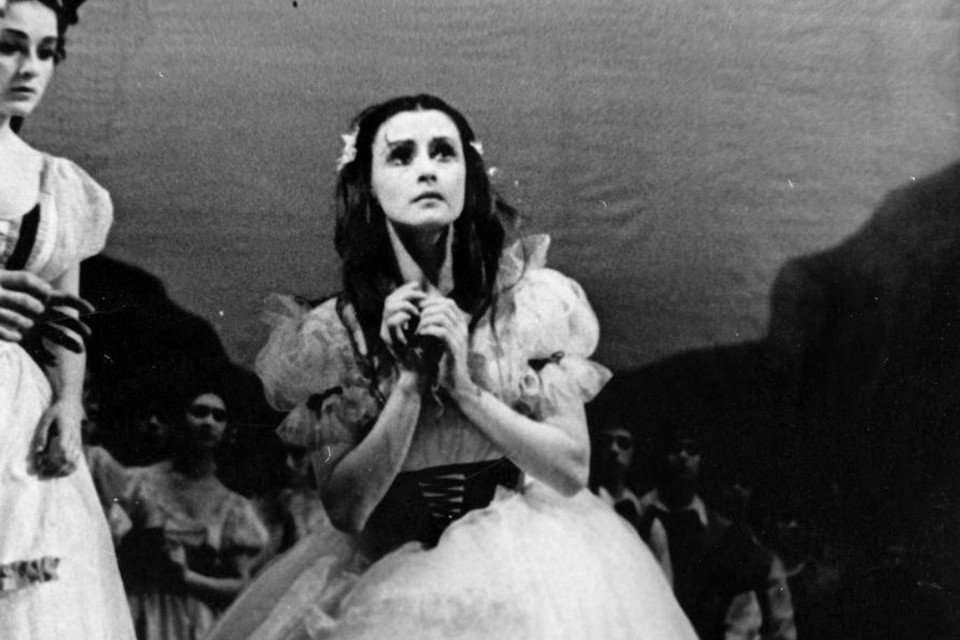 Скончалась народная артистка России, балерина Мариинского театра Нинель Петрова