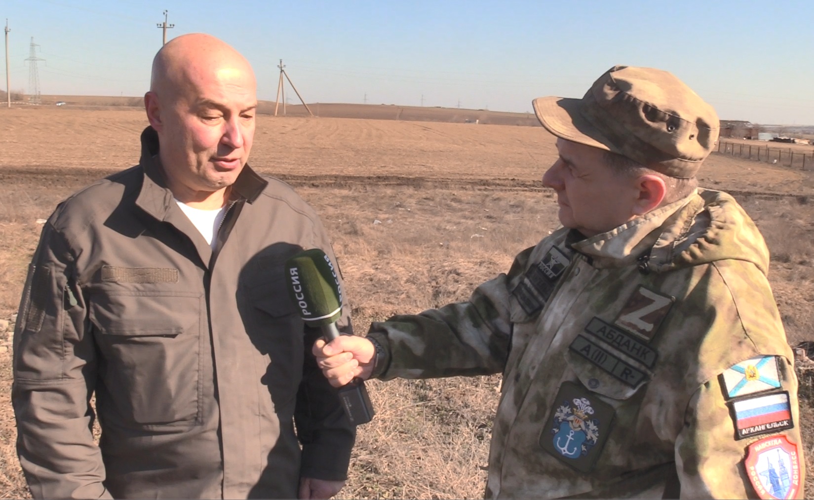 Медицинская помощь и техника: новый груз для передовой