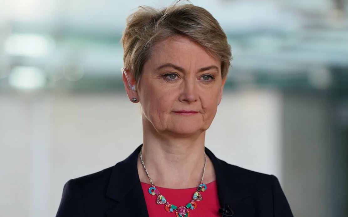 Иветт Купер раскритиковала Трампа за эскалацию конфликта с Ираном